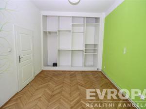 Pronájem bytu 4+1, Plzeň - Vnitřní Město, Veleslavínova, 102 m2