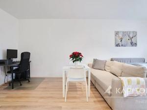 Prodej bytu 1+kk, Praha - Letňany, Škrábkových, 42 m2