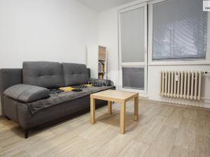 Pronájem bytu 2+kk, Hulín, Družba, 38 m2