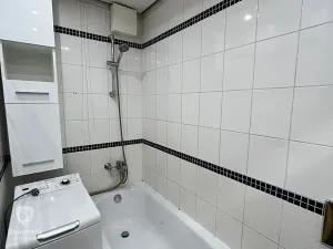 Pronájem bytu 1+kk, Praha - Smíchov, Radlická, 17 m2