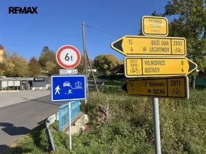 Pronájem komerční nemovitosti, Ostrov, 38 m2