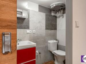 Prodej bytu 1+kk, Praha - Žižkov, Husitská, 16 m2