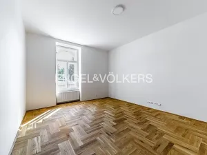 Pronájem bytu 2+kk, Praha - Nové Město, Vyšehradská, 39 m2