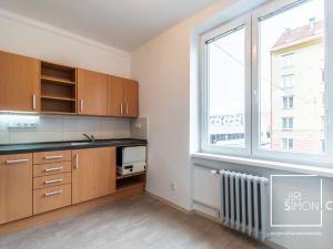 Pronájem bytu 2+1, Praha - Nusle, Lounských, 56 m2