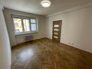 Prodej bytu 3+kk, Praha - Libeň, U svobodárny, 56 m2