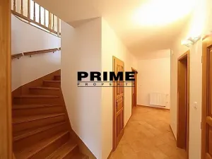 Pronájem rodinného domu, Praha - Nebušice, Požárnická, 300 m2