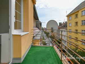 Pronájem bytu 1+kk, Brno - Královo Pole, Slovinská, 37 m2