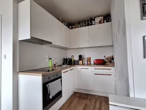 Pronájem bytu 1+kk, Praha - Holešovice, Malá Plynární, 29 m2