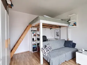 Pronájem bytu 1+kk, Praha - Holešovice, Malá Plynární, 29 m2