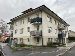 Pronájem bytu 1+kk, Praha - Horní Počernice, Spojenců, 39 m2