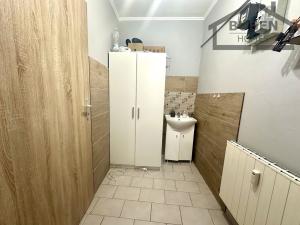 Pronájem obchodního prostoru, Tachov, Husitská, 22 m2