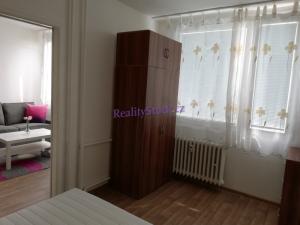 Pronájem bytu 2+kk, Praha - Krč, Hurbanova, 39 m2