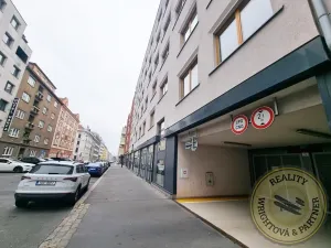 Prodej garážového stání, Praha - Libeň, Drahobejlova, 13 m2