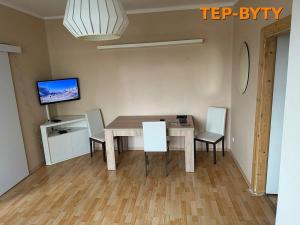 Prodej bytu 2+kk, Teplice, U Vlastního krbu, 44 m2