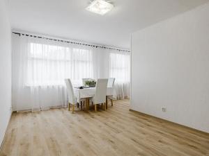 Pronájem bytu 3+1, Kladno, Litevská, 60 m2