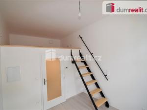 Pronájem bytu 1+1, Praha - Smíchov, Radlická, 38 m2