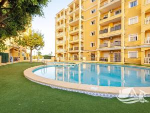 Prodej bytu 3+kk, Torrevieja, Španělsko, 61 m2