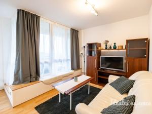 Pronájem bytu 2+kk, Praha - Prosek, Kytlická, 45 m2