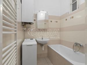 Pronájem bytu 2+kk, Praha - Smíchov, Kmochova, 47 m2