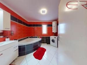 Prodej rodinného domu, Černá u Bohdanče, 170 m2
