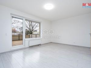 Prodej bytu 1+kk, Praha - Horní Měcholupy, Hornoměcholupská, 32 m2