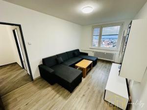 Pronájem bytu 2+kk, Teplice - Trnovany, kpt. Jaroše, 40 m2