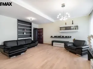 Prodej bytu 4+kk, Karlovy Vary, Libušina, 171 m2