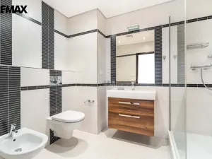 Prodej bytu 4+kk, Karlovy Vary, Libušina, 171 m2