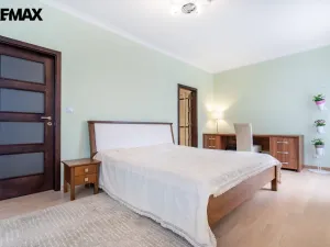 Prodej bytu 4+kk, Karlovy Vary, Libušina, 171 m2