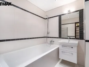 Prodej bytu 4+kk, Karlovy Vary, Libušina, 171 m2