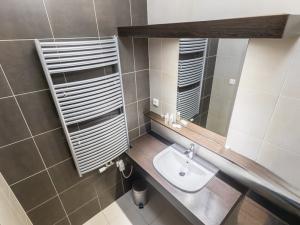 Pronájem bytu 2+kk, Praha - Nové Město, Hlavova, 62 m2