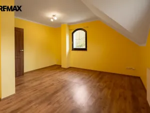 Prodej rodinného domu, Jenišov - Pod Rohem, K Rohu, 205 m2