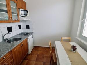 Pronájem bytu 2+kk, Praha - Chodov, Bachova, 39 m2