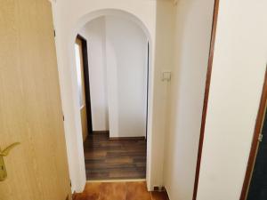 Pronájem bytu 2+kk, Praha - Chodov, Bachova, 39 m2