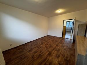 Pronájem bytu 2+1, Zlín, Dlouhá, 56 m2