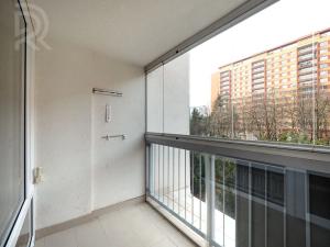 Pronájem bytu 3+kk, Praha - Kobylisy, Famfulíkova, 73 m2