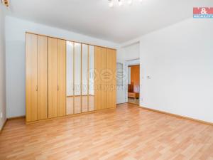 Prodej bytu 2+kk, Praha - Kyje, Světská, 45 m2