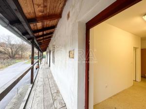 Pronájem obchodního prostoru, Český Krumlov - Domoradice, Za Jitonou, 300 m2