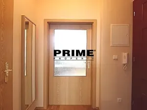 Pronájem bytu 2+kk, Praha - Vinohrady, Na Kozačce, 42 m2