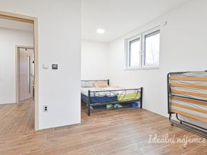 Pronájem bytu 3+kk, Vochov, 80 m2