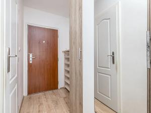 Prodej bytu 2+kk, Praha - Kobylisy, Hrubého, 45 m2