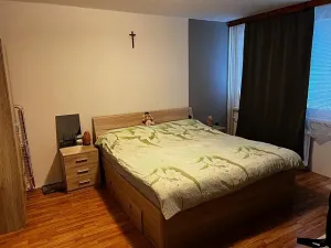 Pronájem bytu 1+kk, Hradec Králové, Na Kotli, 35 m2