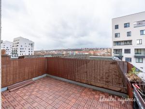 Pronájem bytu 2+kk, Praha - Vysočany, Pod Harfou, 57 m2