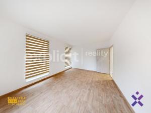 Prodej bytu 2+kk, Zlín, Lorencova, 63 m2