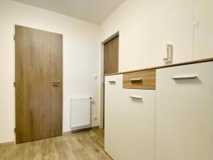 Pronájem bytu 2+kk, Česká Lípa, Prokopa Holého, 40 m2