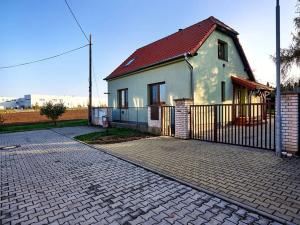 Prodej rodinného domu, Brandýs nad Labem-Stará Boleslav, Družstevní, 143 m2