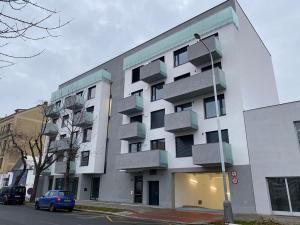 Pronájem bytu 2+kk, Praha - Holešovice, Na Maninách, 58 m2