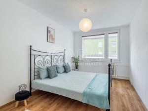 Prodej bytu 4+1, Praha - Žižkov, Jeseniova, 89 m2