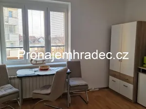 Pronájem bytu 1+kk, Hradec Králové, Pražská třída, 35 m2