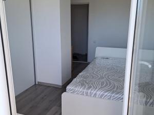 Prodej bytu 1+kk, Bar, Černá Hora, 43 m2